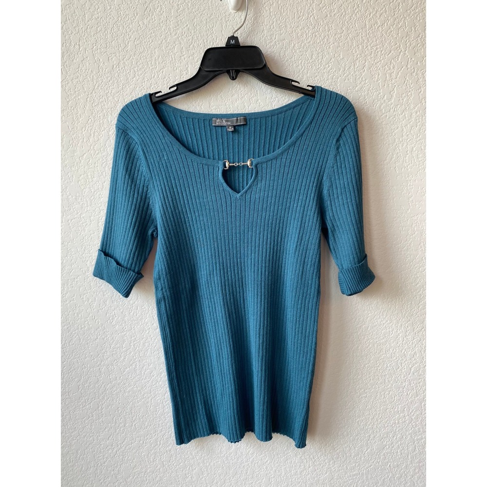 89th & Madison Women Ribbed Knit Horsebit Keyhole Top Size M Teal Blue